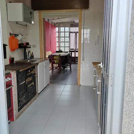 別荘 A Casa Dos Puertos Casa Independiente En El Pueblo *
